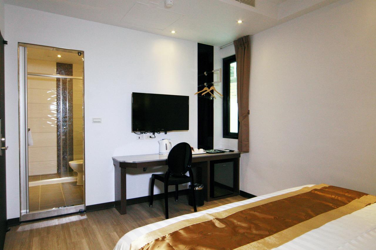 Lihan Hotel Tajpej Buitenkant foto