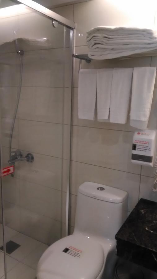 Lihan Hotel Tajpej Buitenkant foto